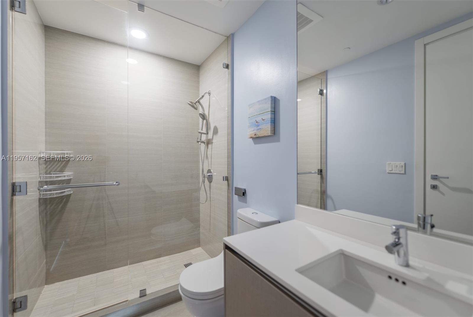 ECHO CONDO - Residential