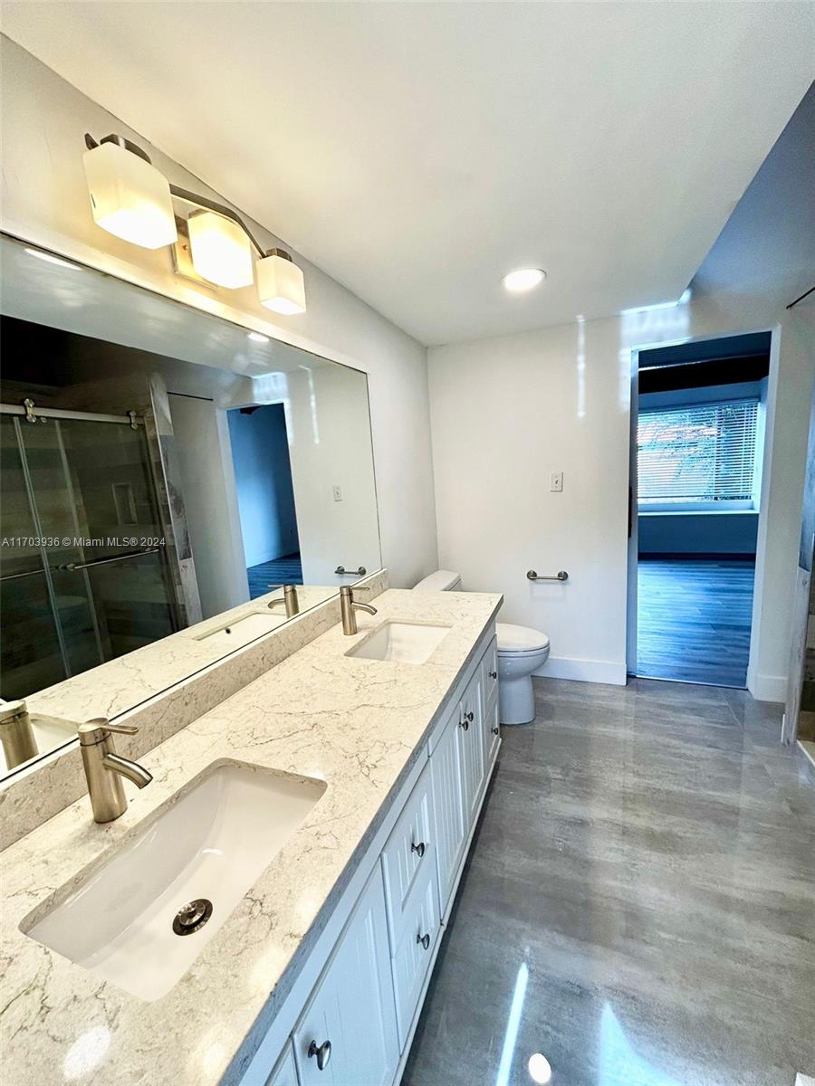 KILLIAN PINES TOWNHOUSES - Residential Lease