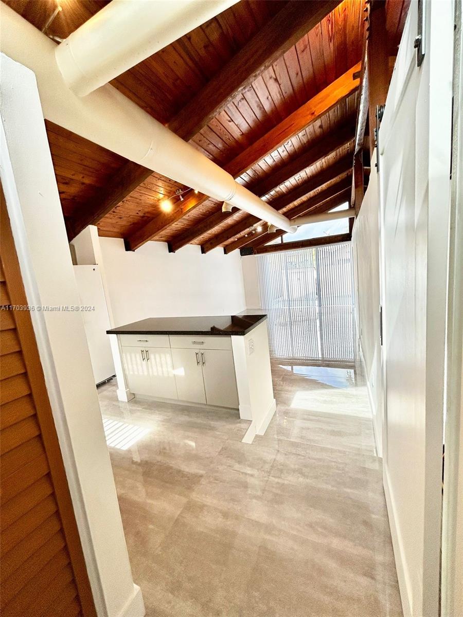 KILLIAN PINES TOWNHOUSES - Residential Lease