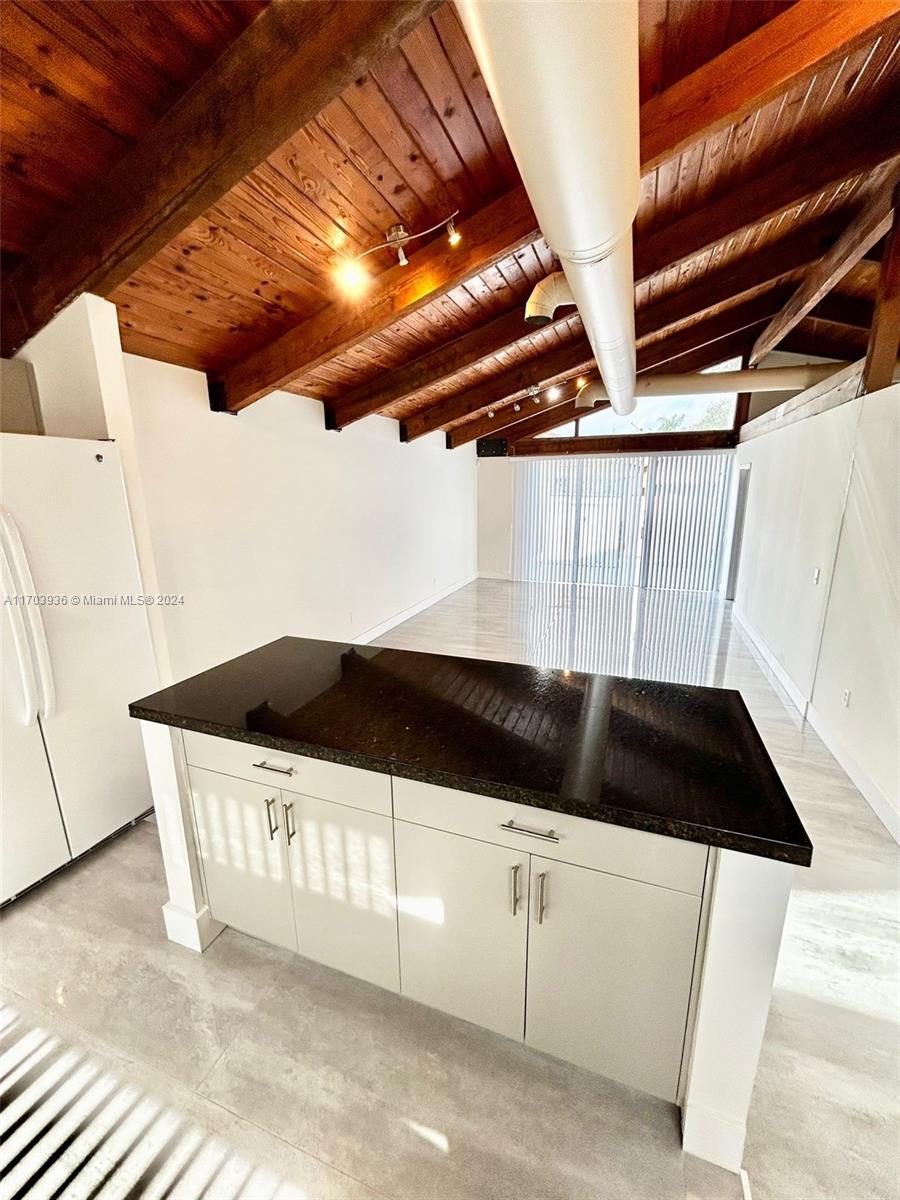 KILLIAN PINES TOWNHOUSES - Residential Lease