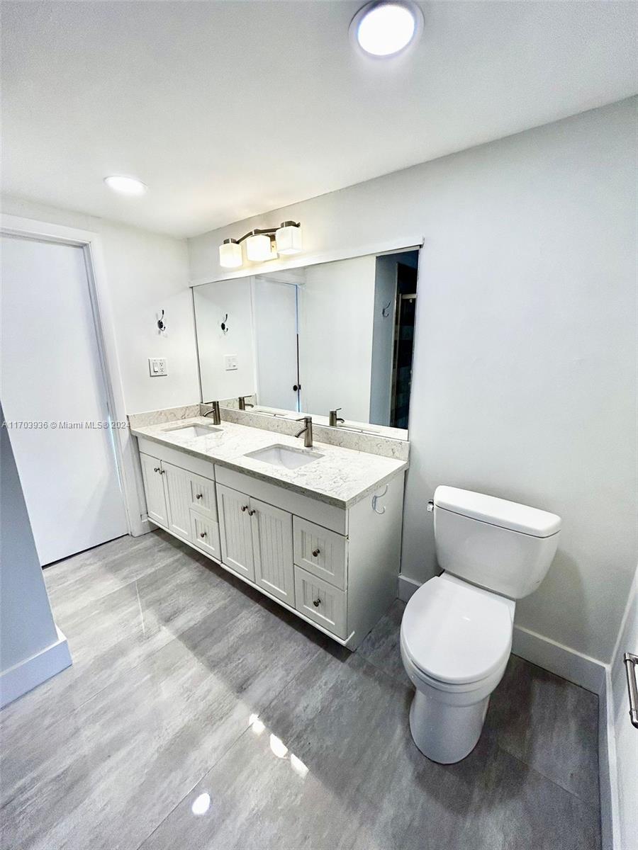 KILLIAN PINES TOWNHOUSES - Residential Lease
