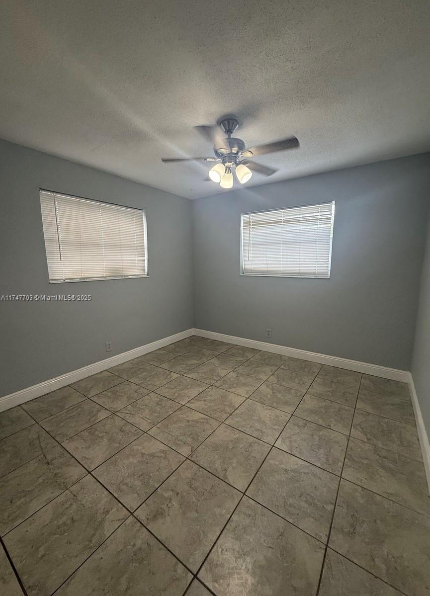 BROWARD GARDENS - Residential Lease