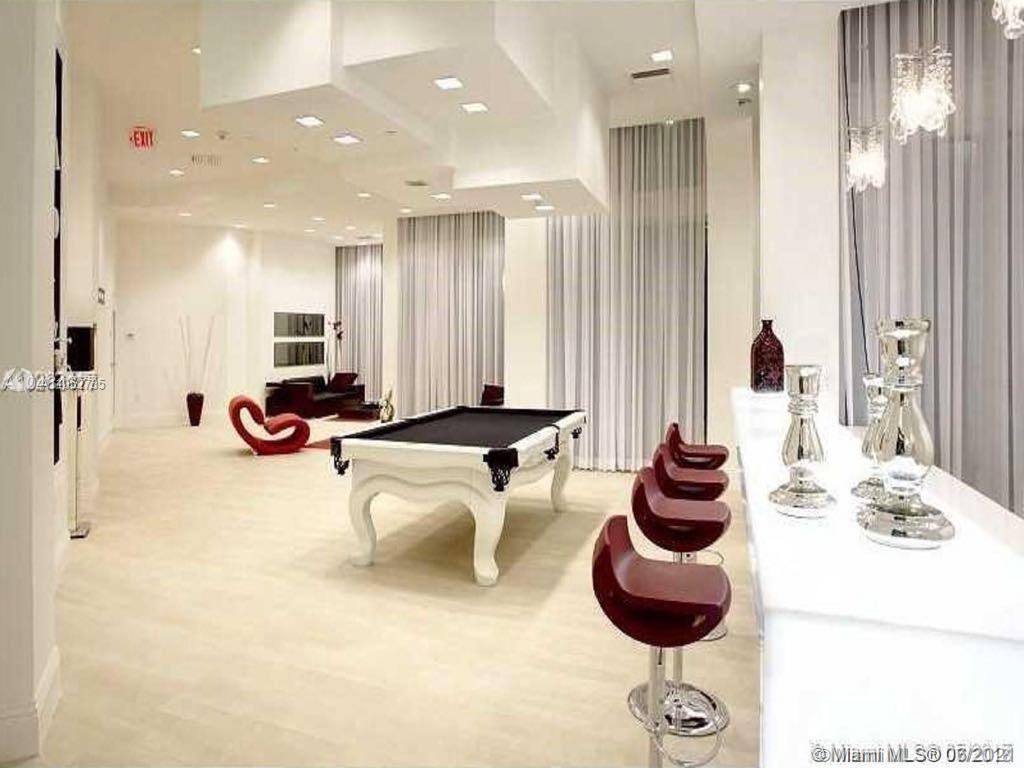 WIND CONDO - Residential Lease