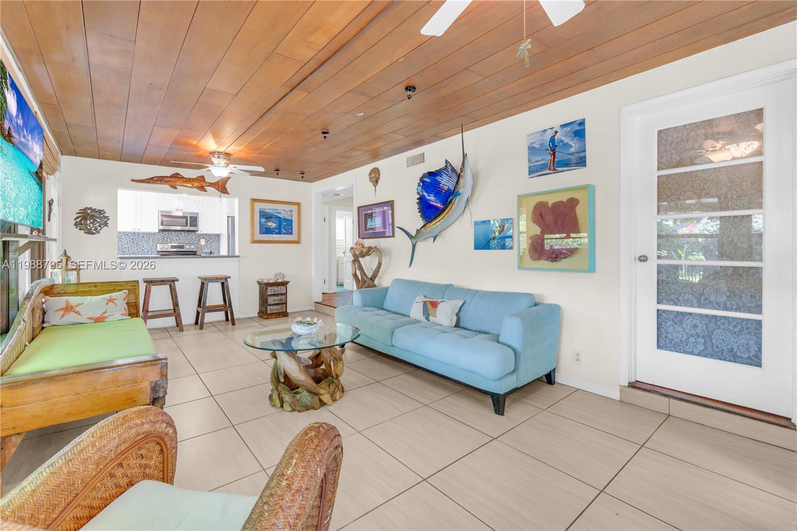 HOLLYWOOD - Residential