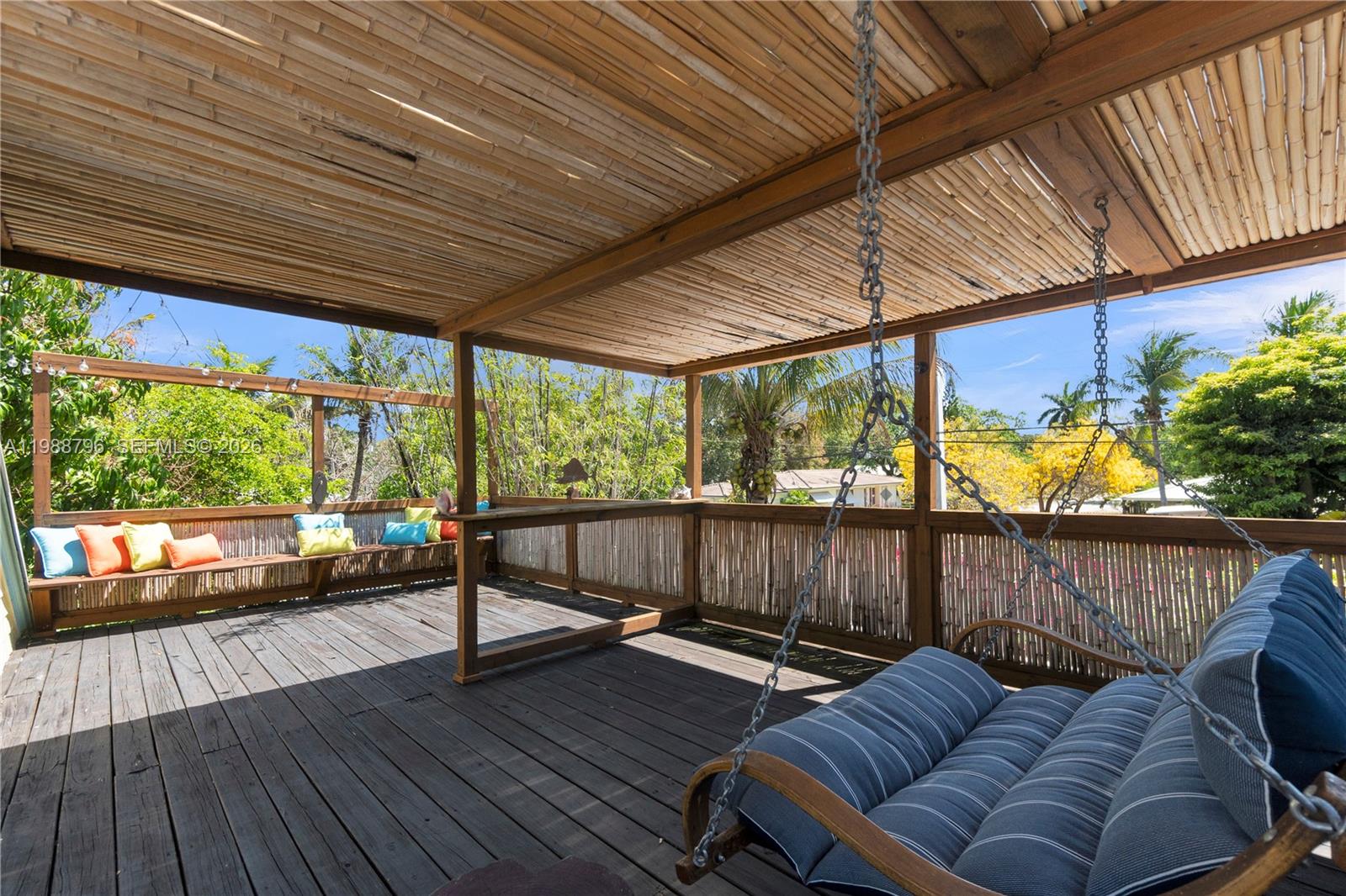 HOLLYWOOD - Residential