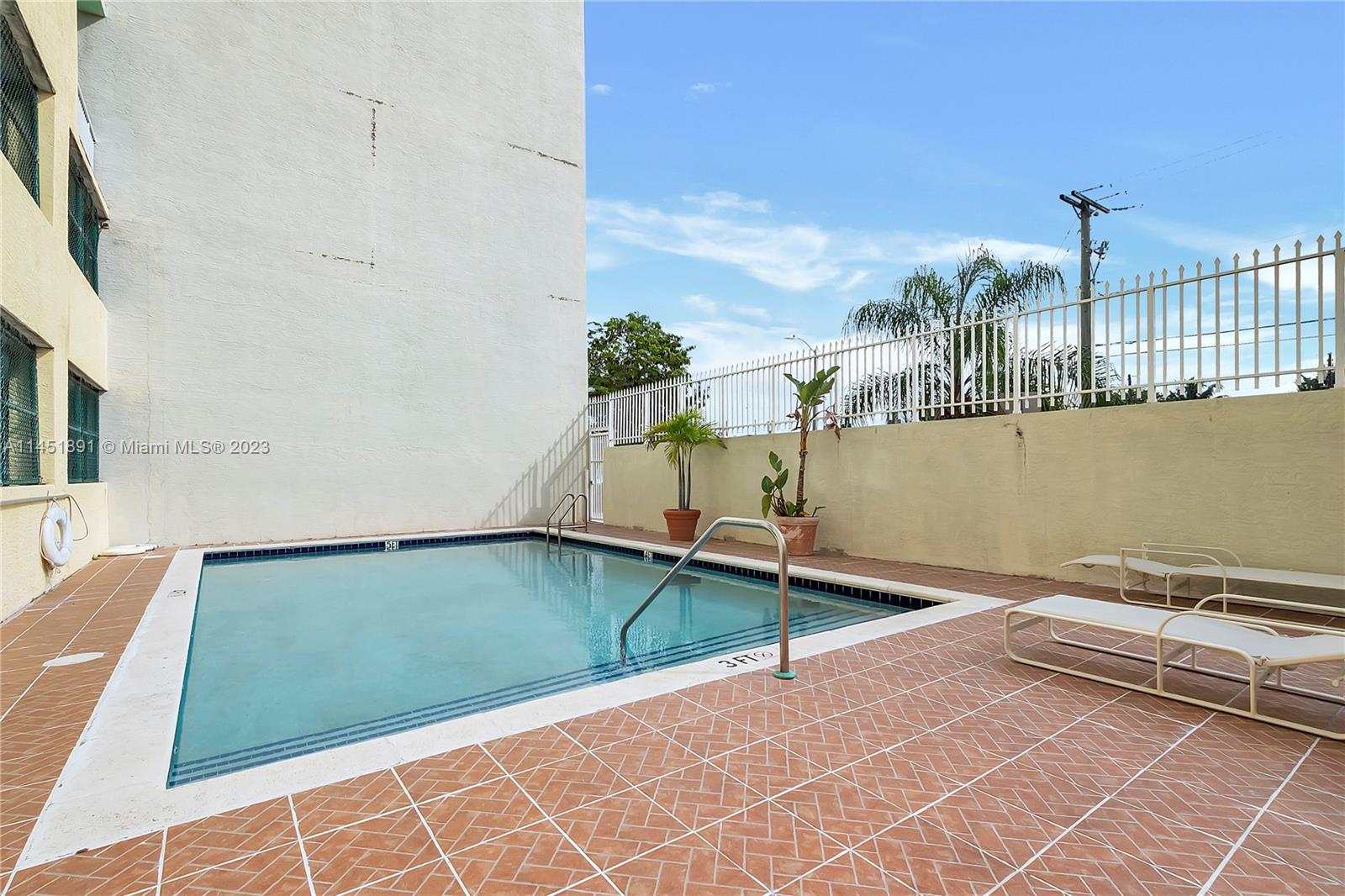 HIGHLAND PARK LOFTS CONDO - Residential Lease