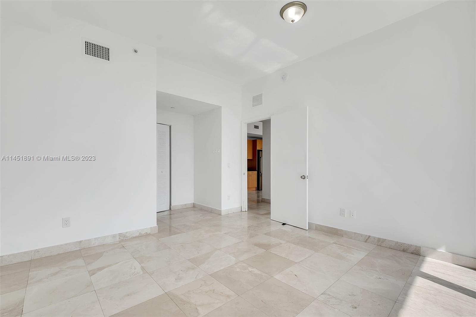 HIGHLAND PARK LOFTS CONDO - Residential Lease