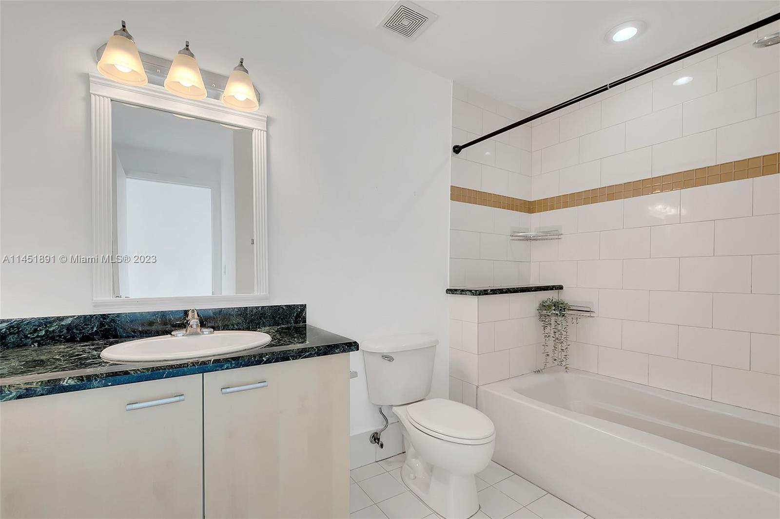HIGHLAND PARK LOFTS CONDO - Residential Lease
