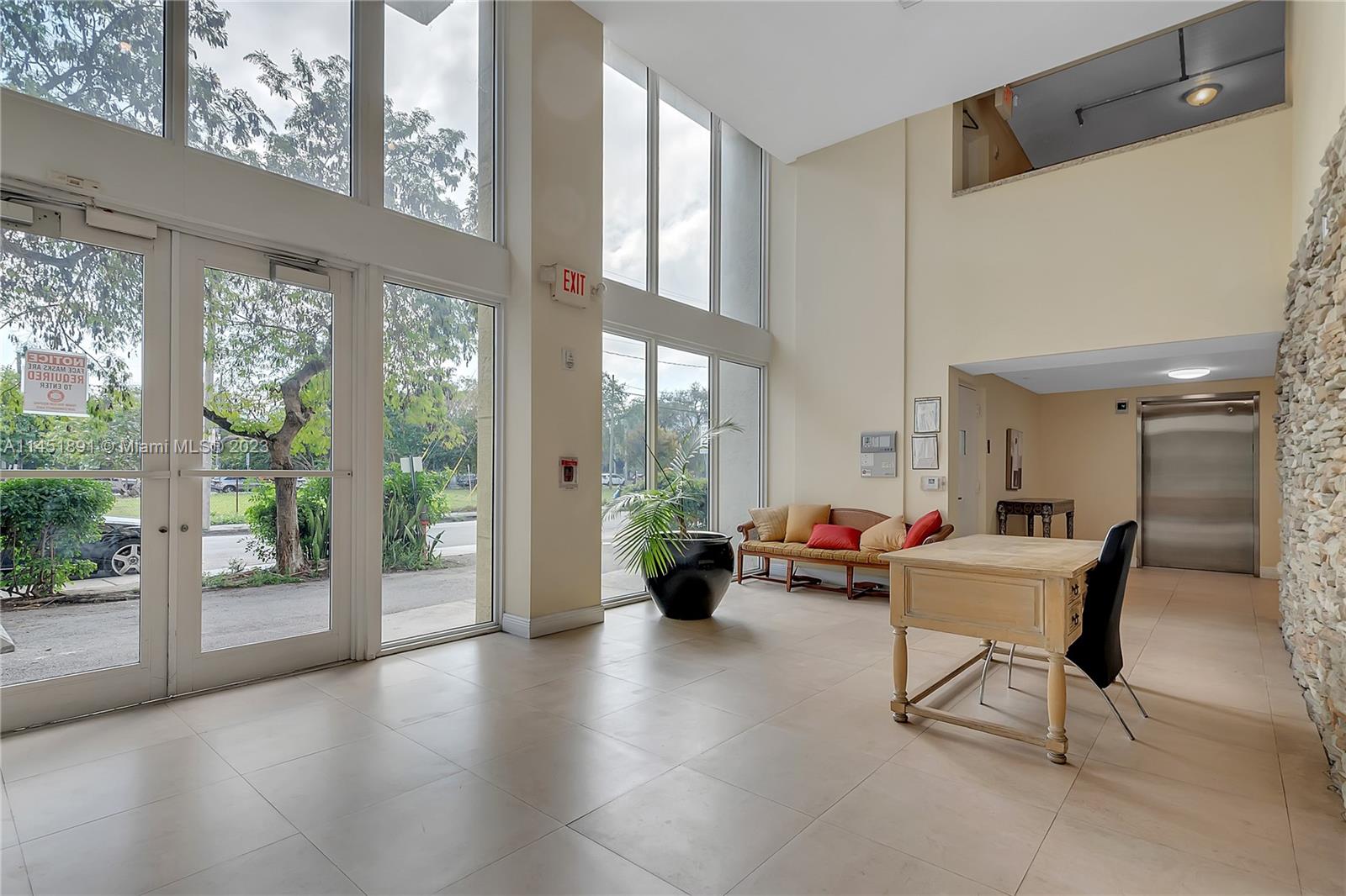 HIGHLAND PARK LOFTS CONDO - Residential Lease