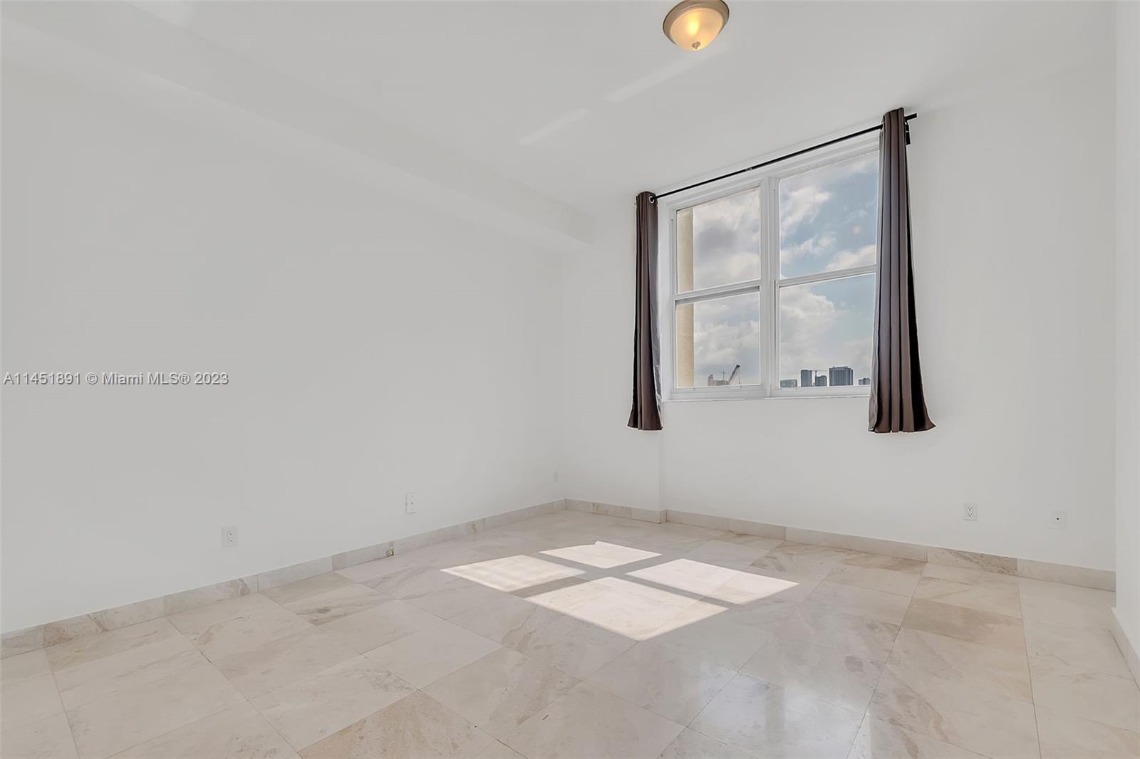 HIGHLAND PARK LOFTS CONDO - Residential Lease
