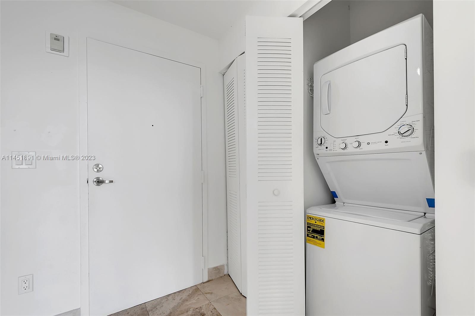 HIGHLAND PARK LOFTS CONDO - Residential Lease