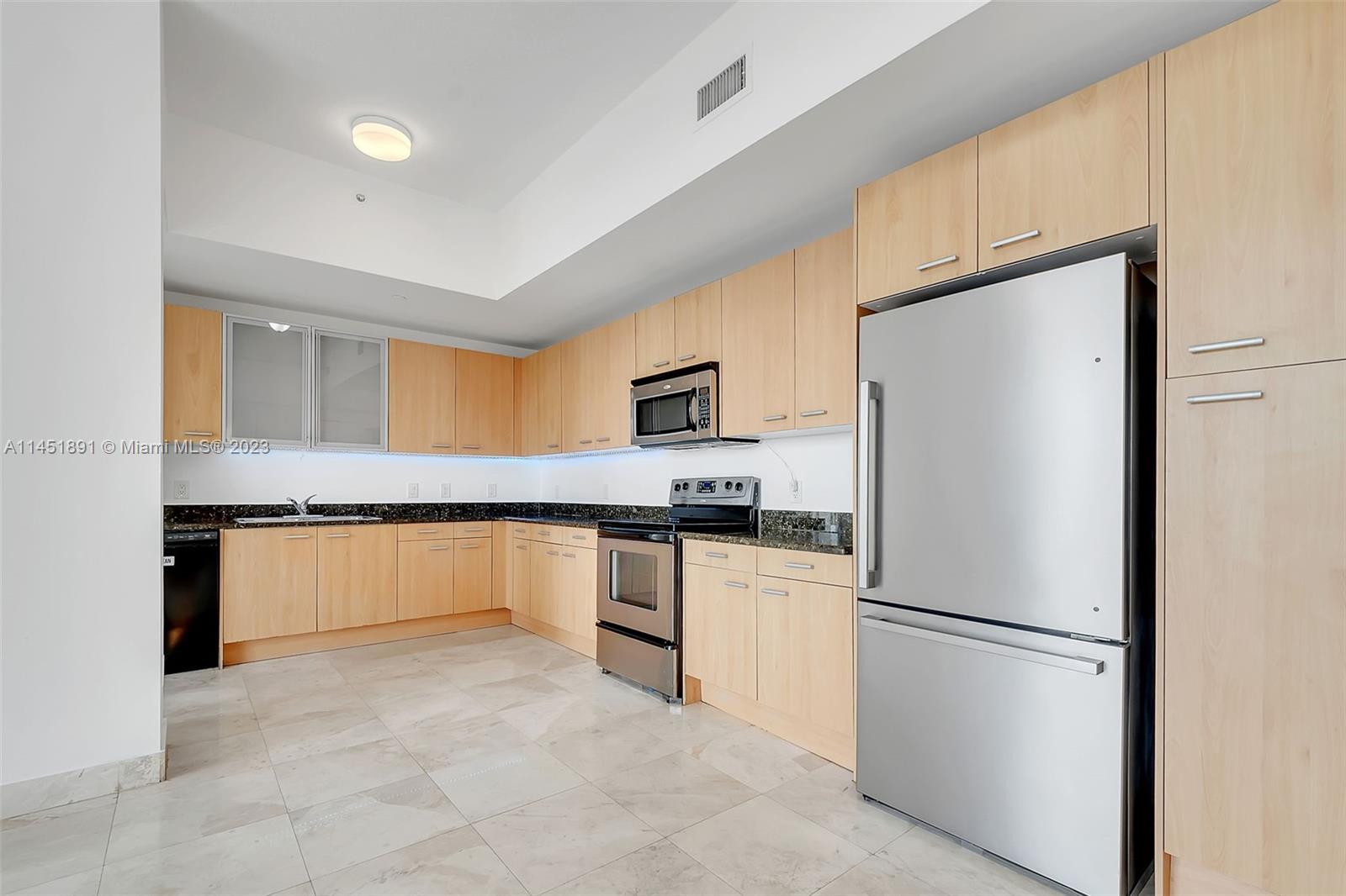 HIGHLAND PARK LOFTS CONDO - Residential Lease