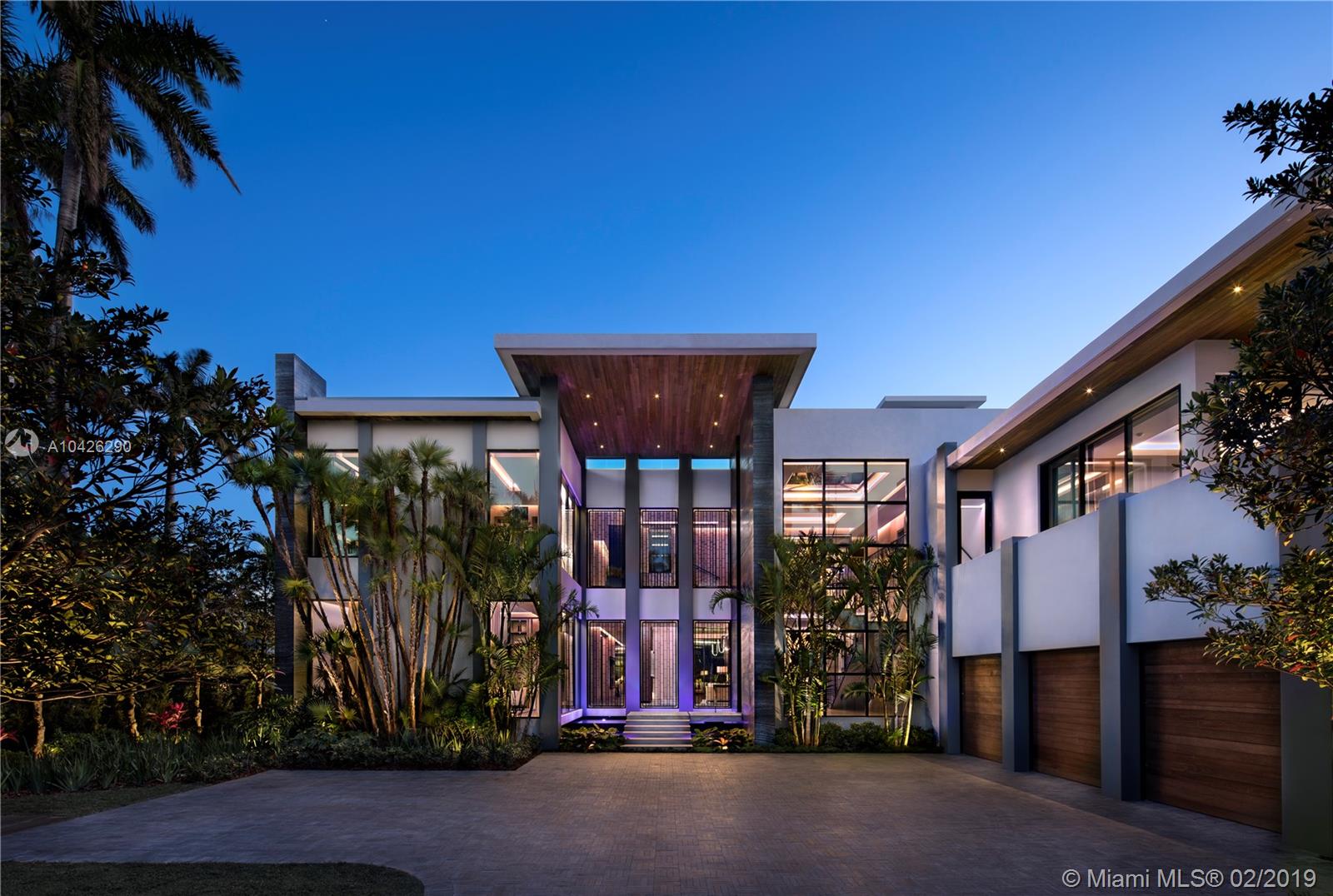 SUNSET ISLANDS-ISLAND NO - Residential