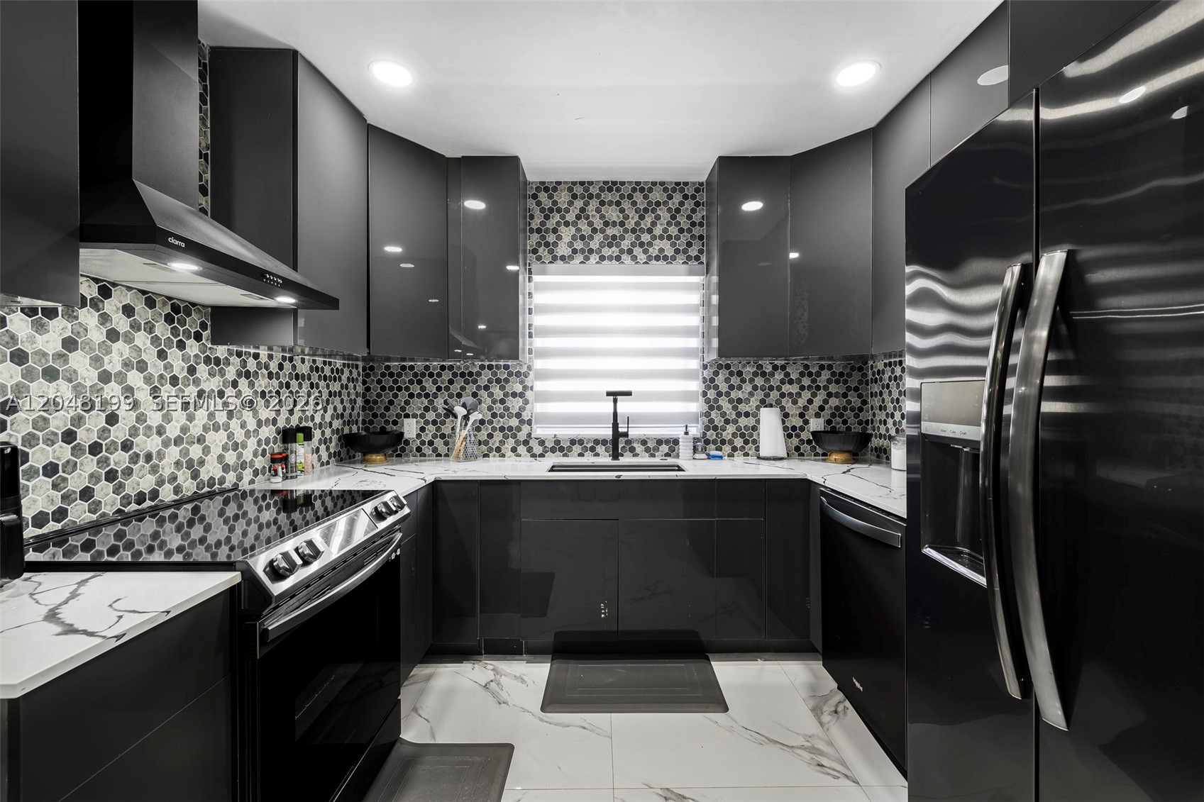 COLUMBIA PARK CORR PL - Residential