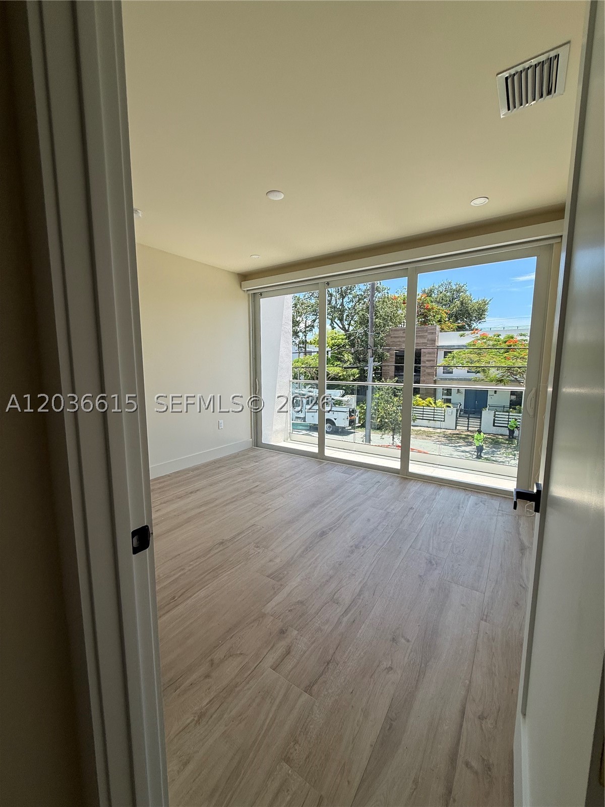 FROW HOMESTEAD - Residential Lease
