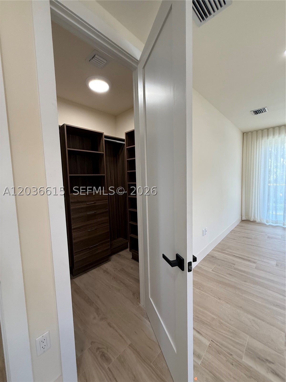 FROW HOMESTEAD - Residential Lease