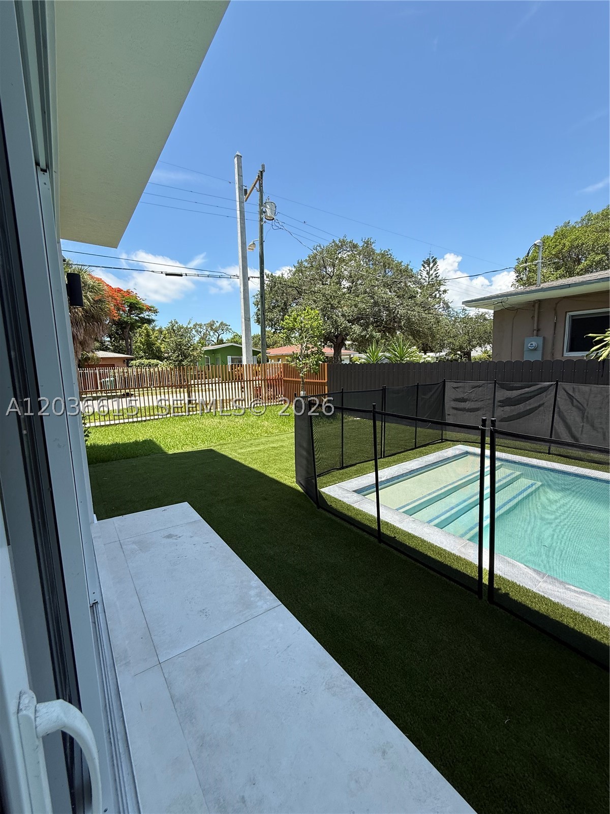 FROW HOMESTEAD - Residential Lease