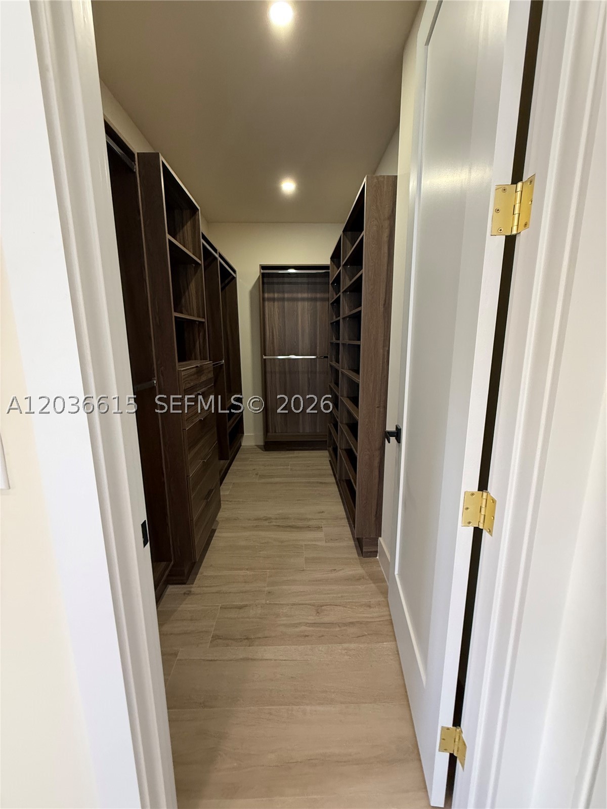 FROW HOMESTEAD - Residential Lease