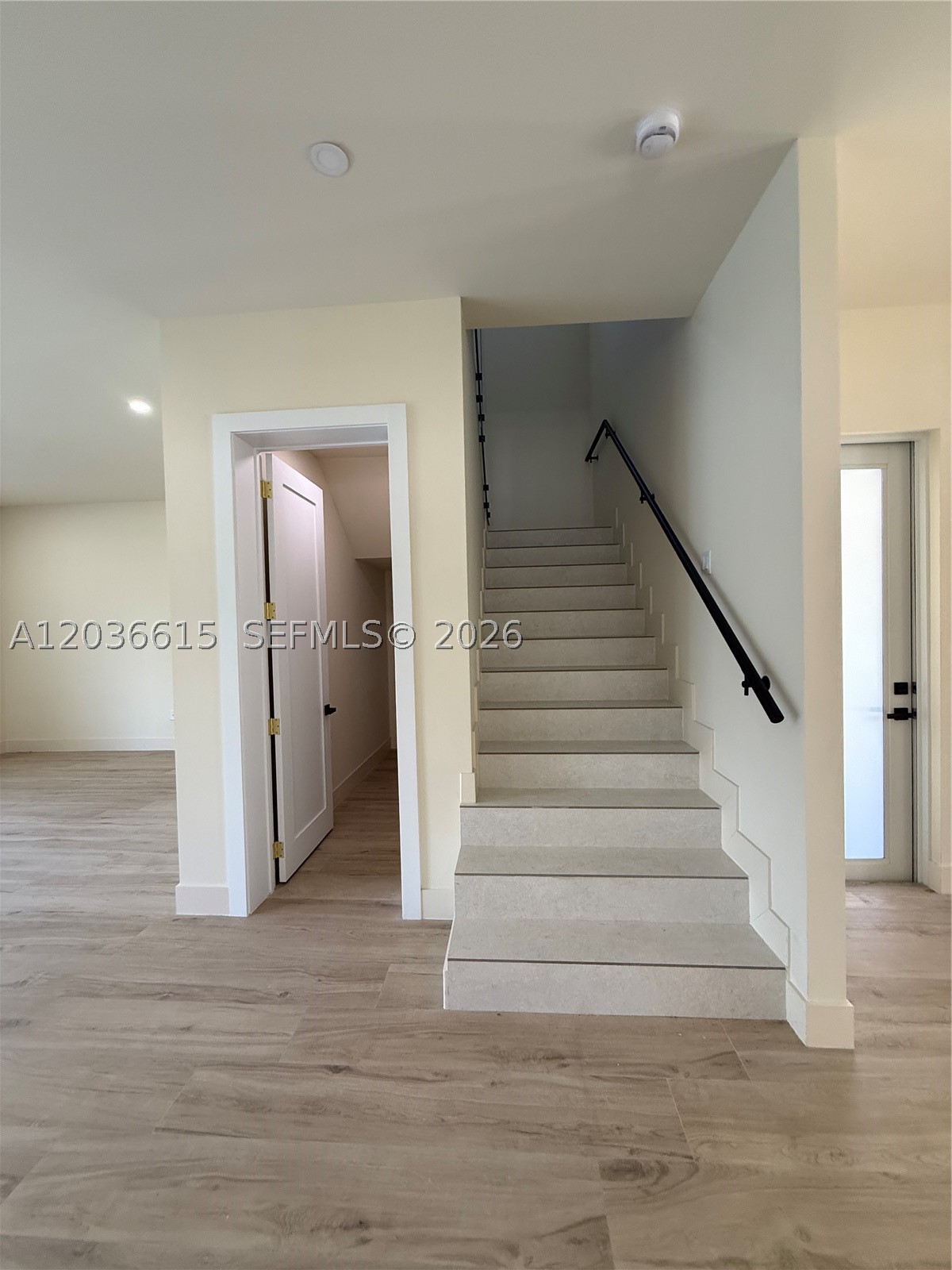 FROW HOMESTEAD - Residential Lease