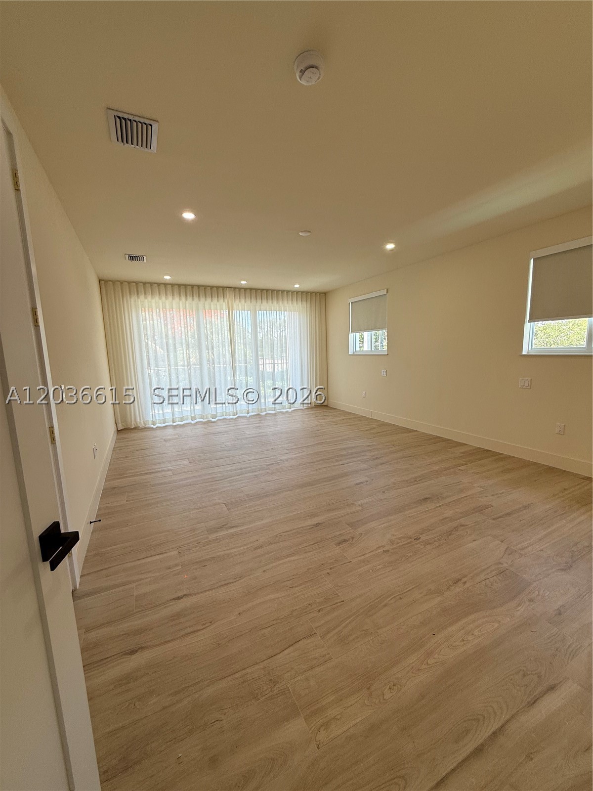 FROW HOMESTEAD - Residential Lease