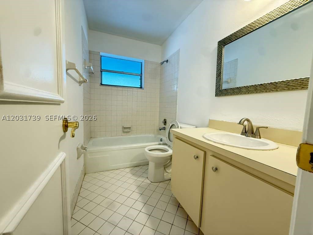 OXFORD CONDO - Residential Lease