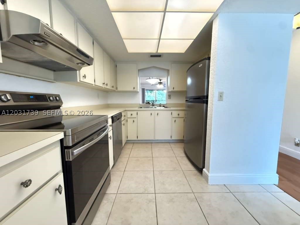 OXFORD CONDO - Residential Lease