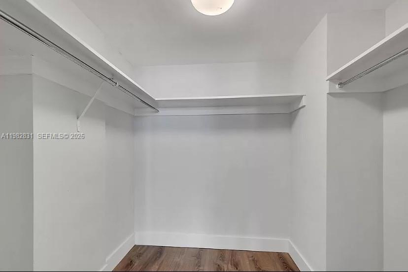 THE CARRIAGE HOUSE CONDO - Residential