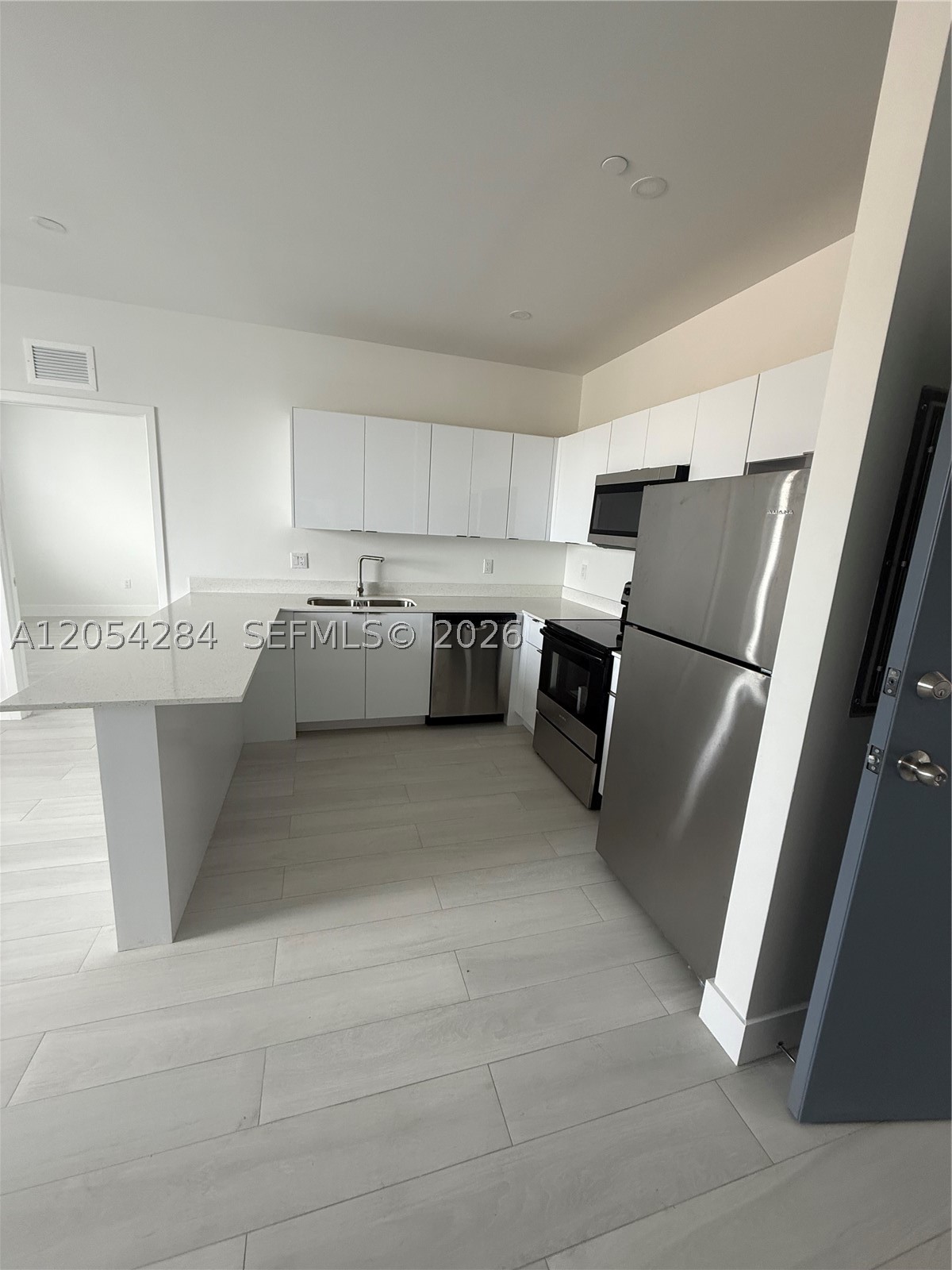 HIALEAH 13TH ADDN AMD PL - Residential Lease