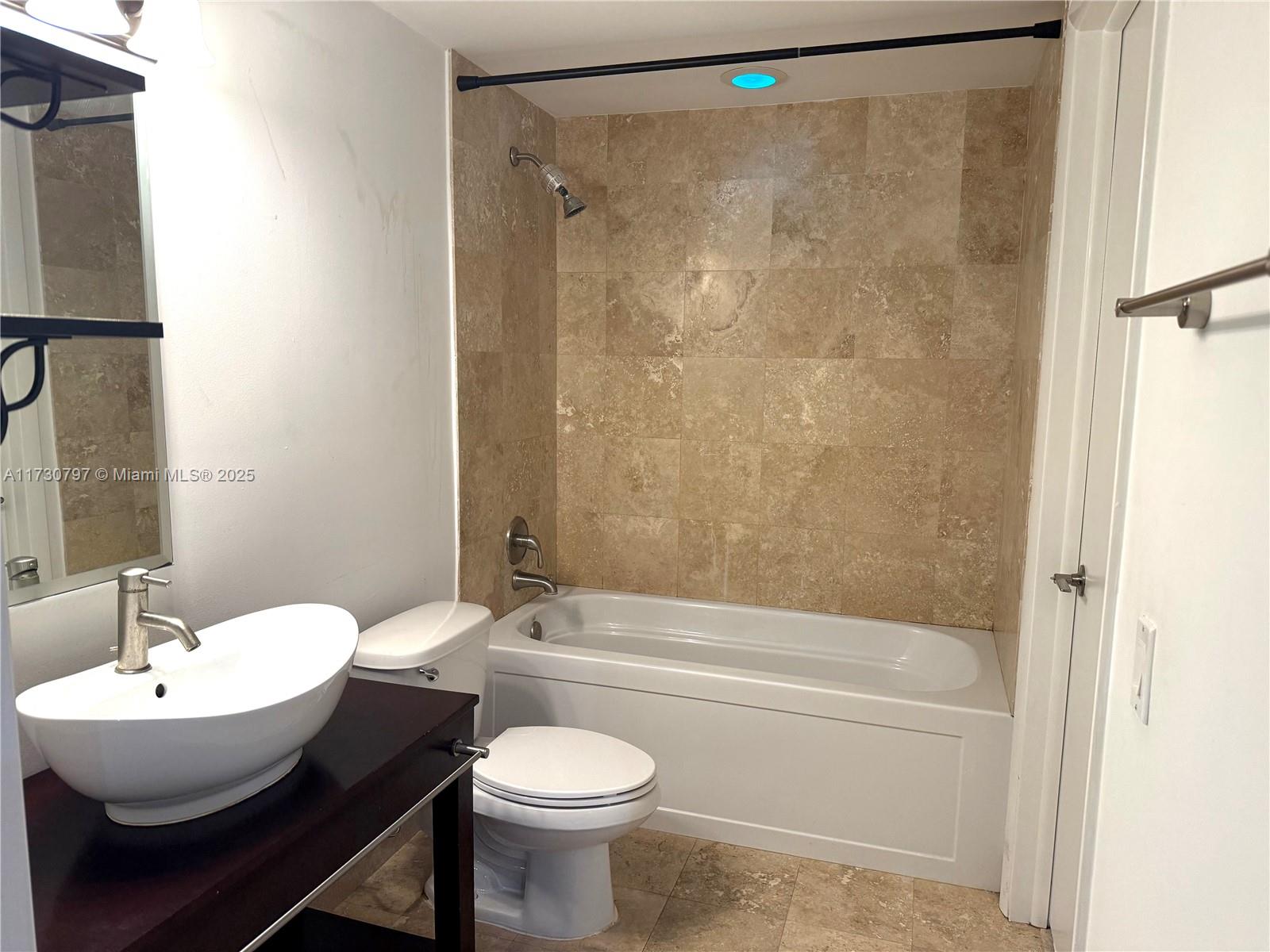 WIND CONDO - Residential Lease