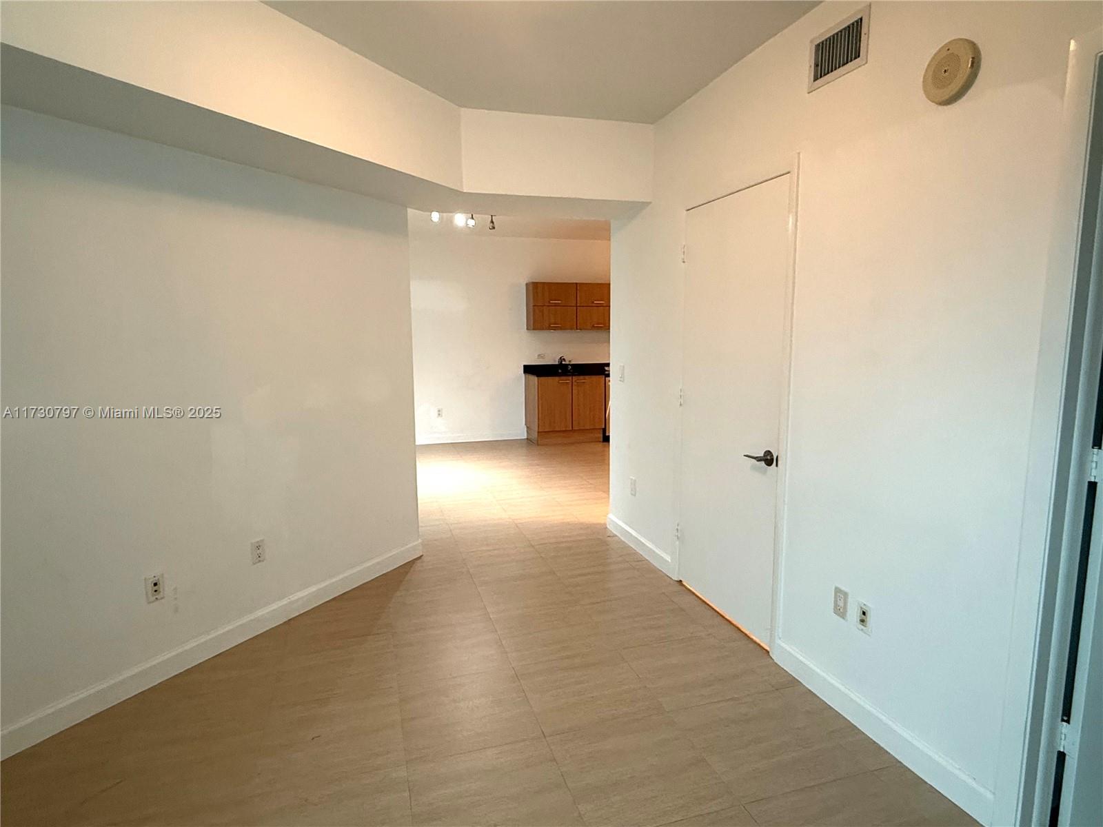WIND CONDO - Residential Lease