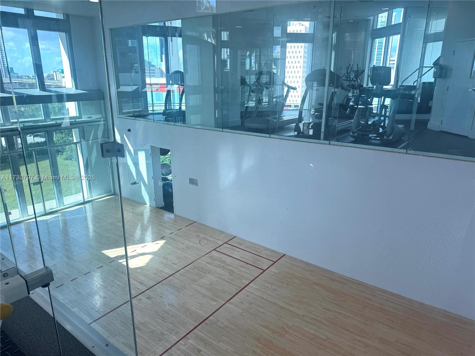 WIND CONDO - Residential Lease