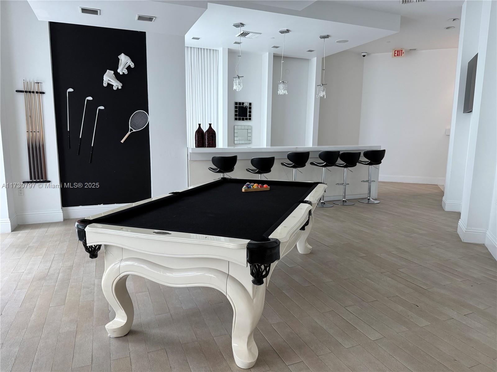WIND CONDO - Residential Lease