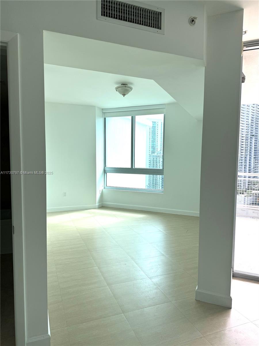 WIND CONDO - Residential Lease