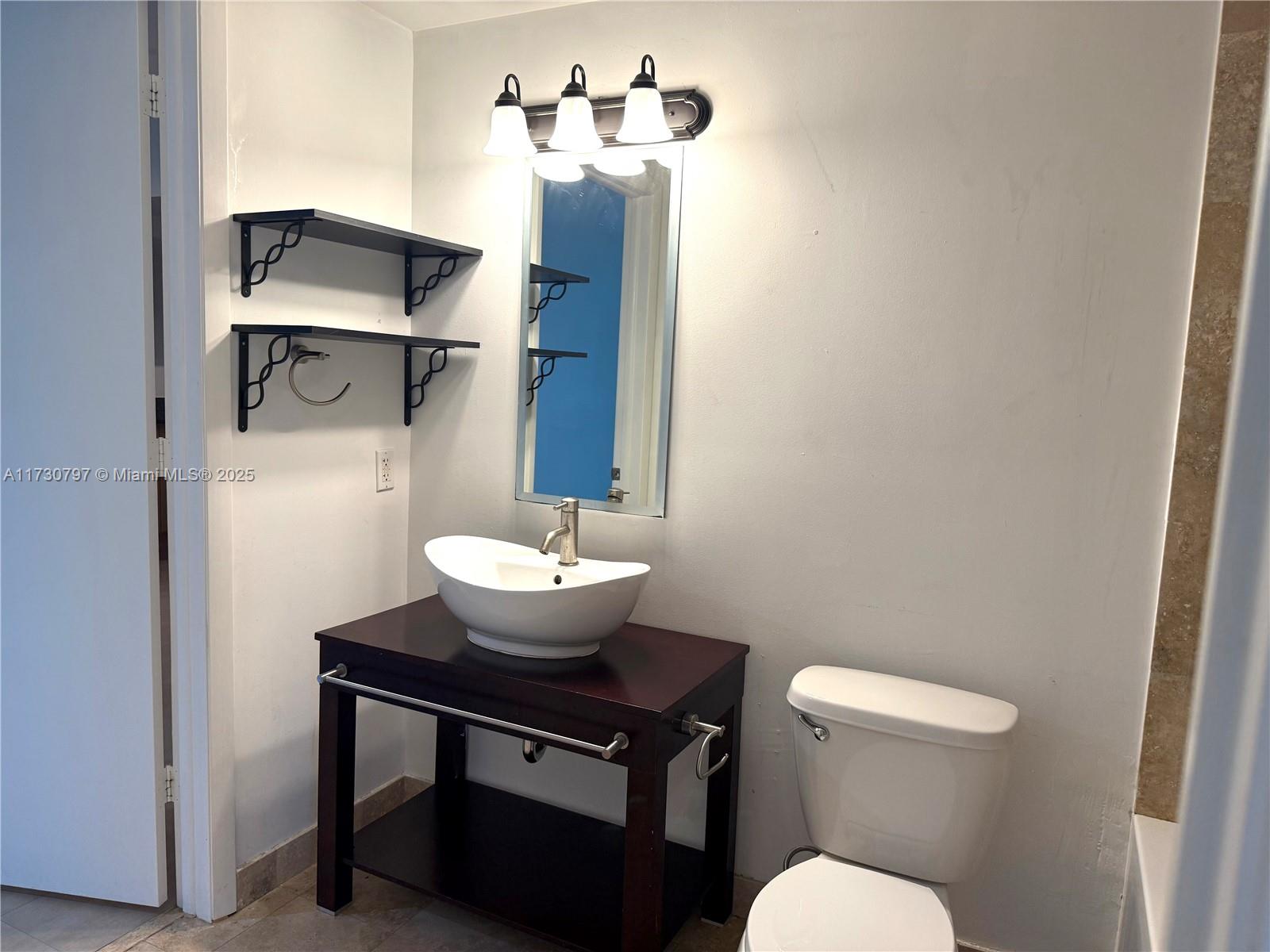 WIND CONDO - Residential Lease