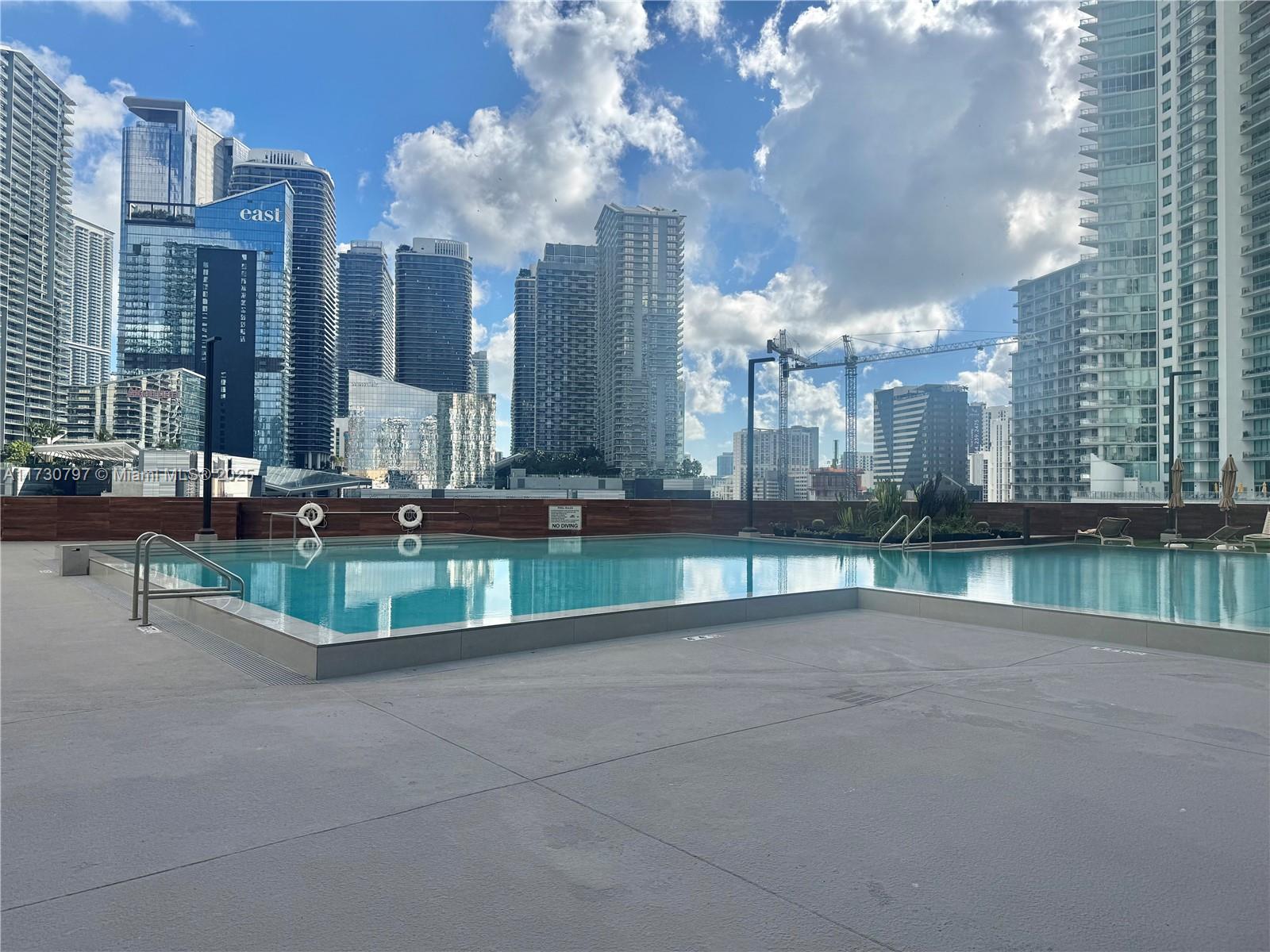 WIND CONDO - Residential Lease