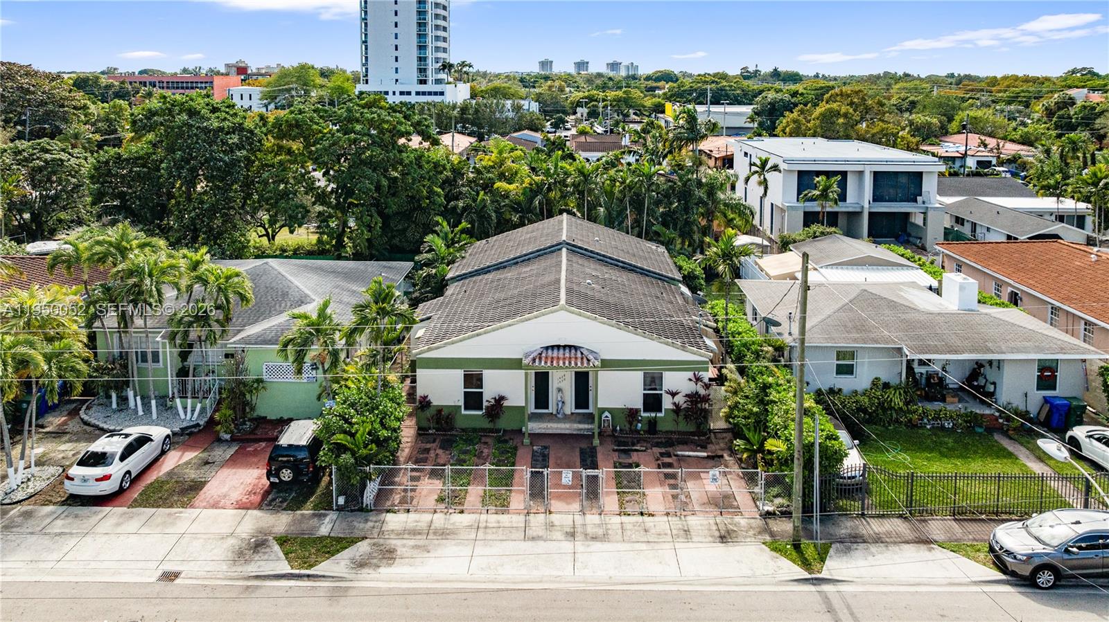 OSCEOLA GROVES - Residential Income