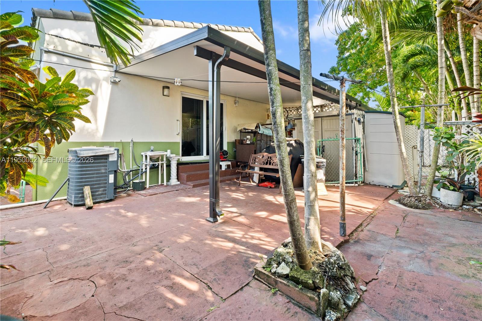 OSCEOLA GROVES - Residential Income