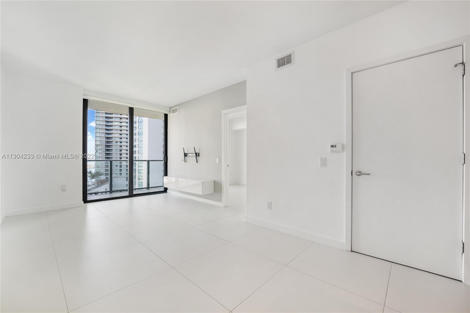 PARAISO BAYVIEWS CONDO - Residential Lease