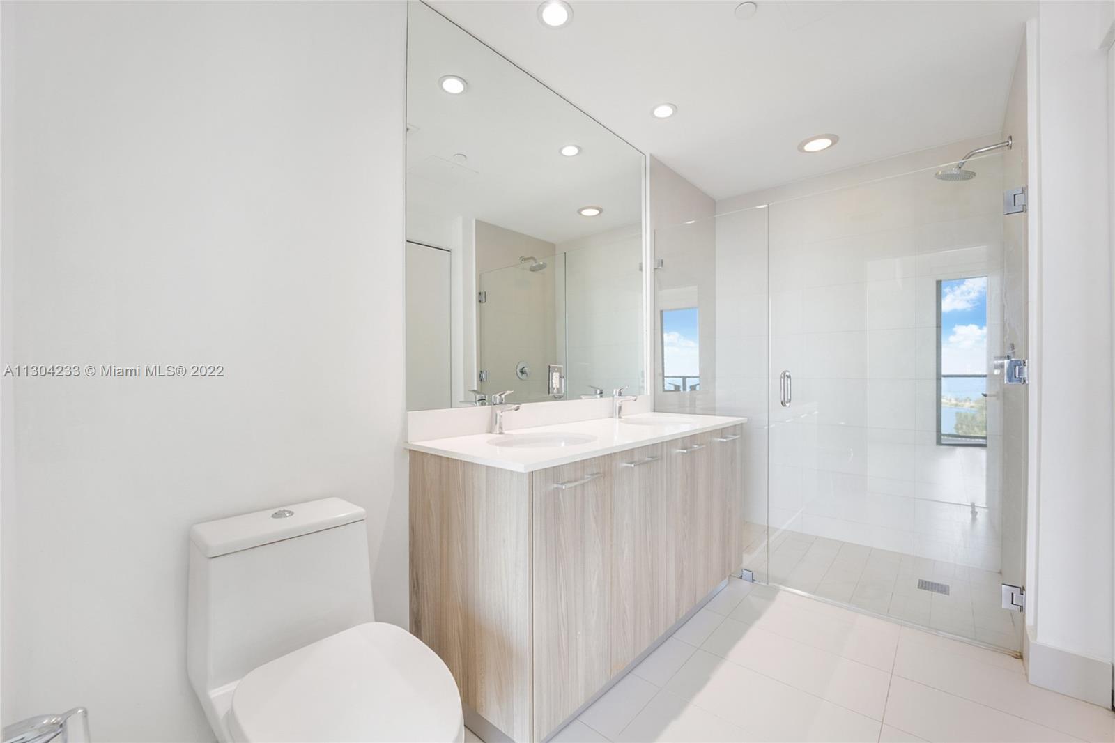 PARAISO BAYVIEWS CONDO - Residential Lease
