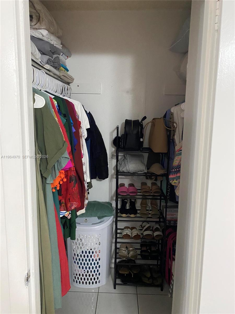 CASTILLIAN CLUB CONDO - Residential