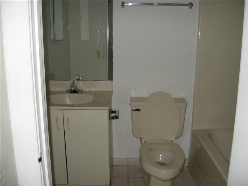 LAKEWOOD AT EMERALD HILLS - Residential Lease