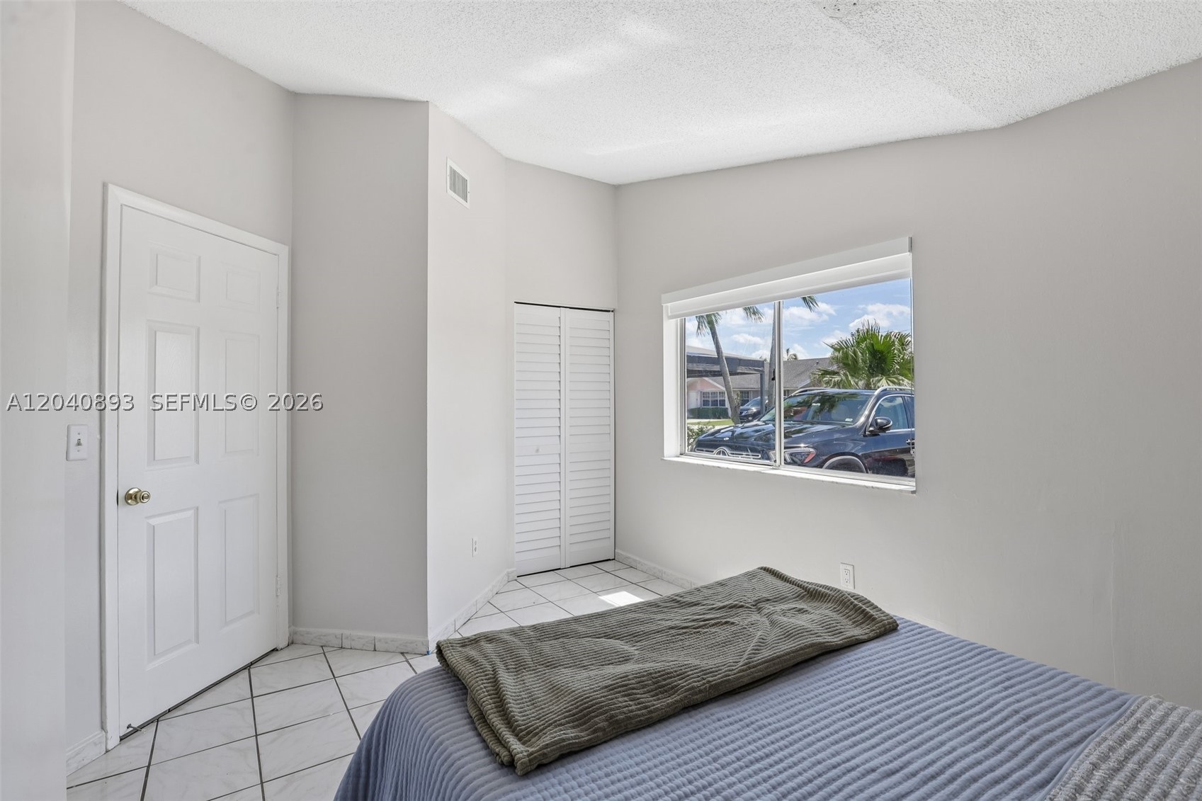 LORMAR I - Residential