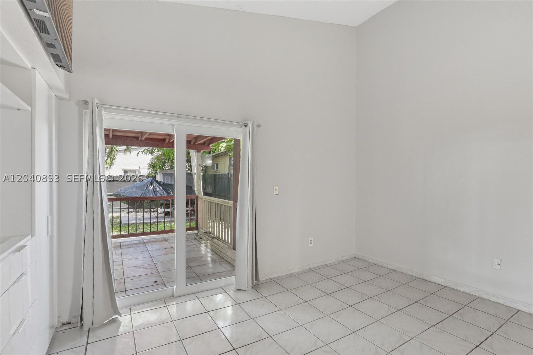 LORMAR I - Residential