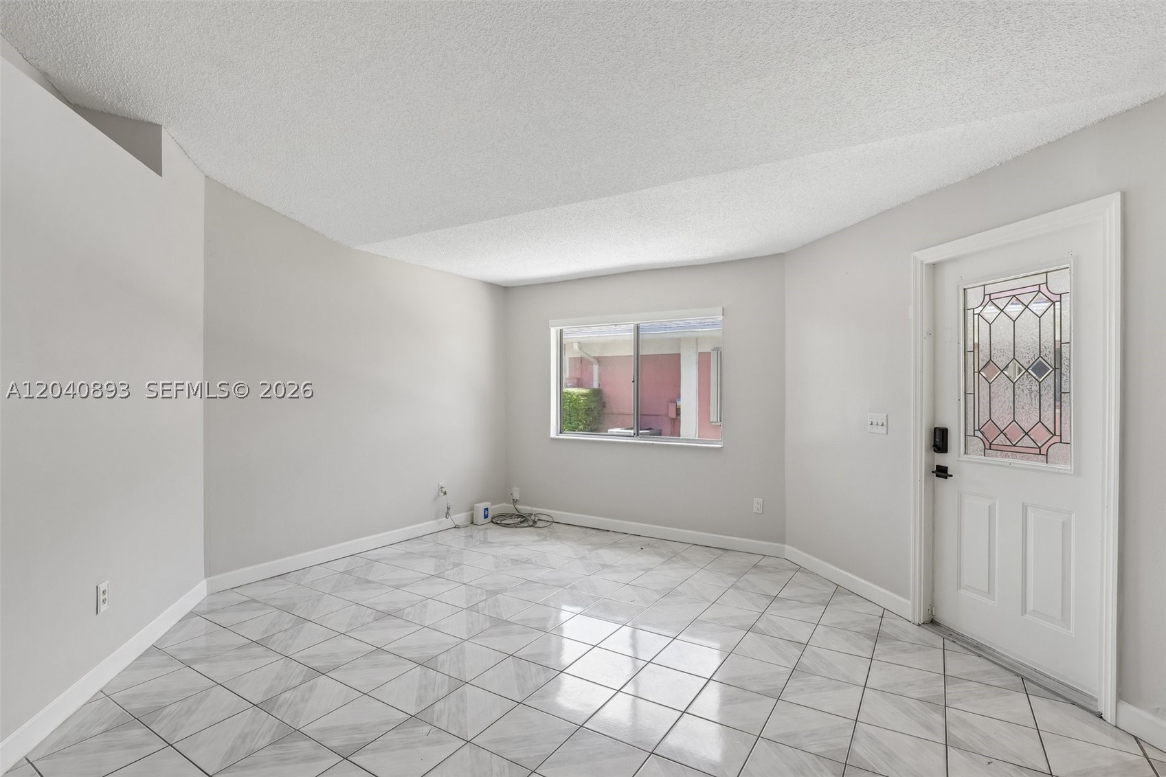 LORMAR I - Residential