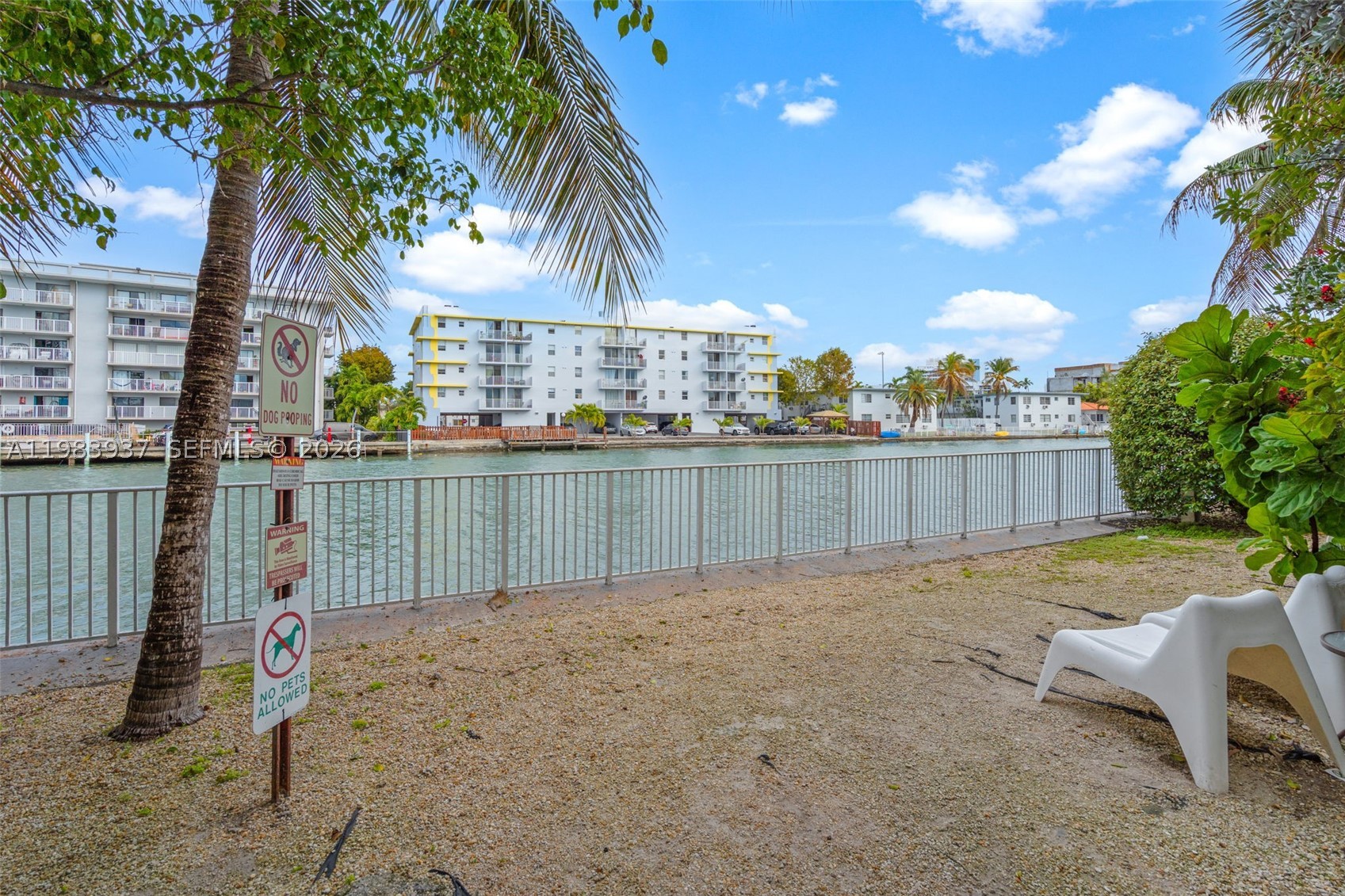 RIVE MARSEILLES CONDO - Residential