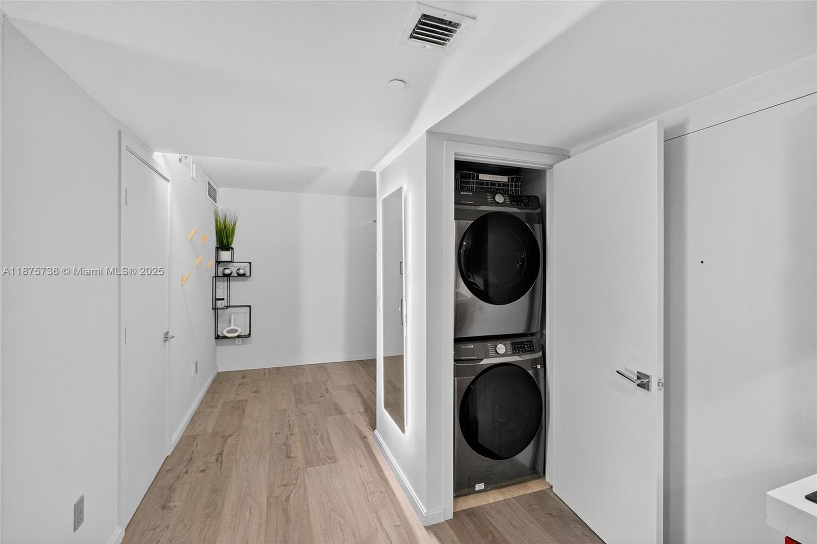 50 BISCAYNE CONDO - Residential Lease
