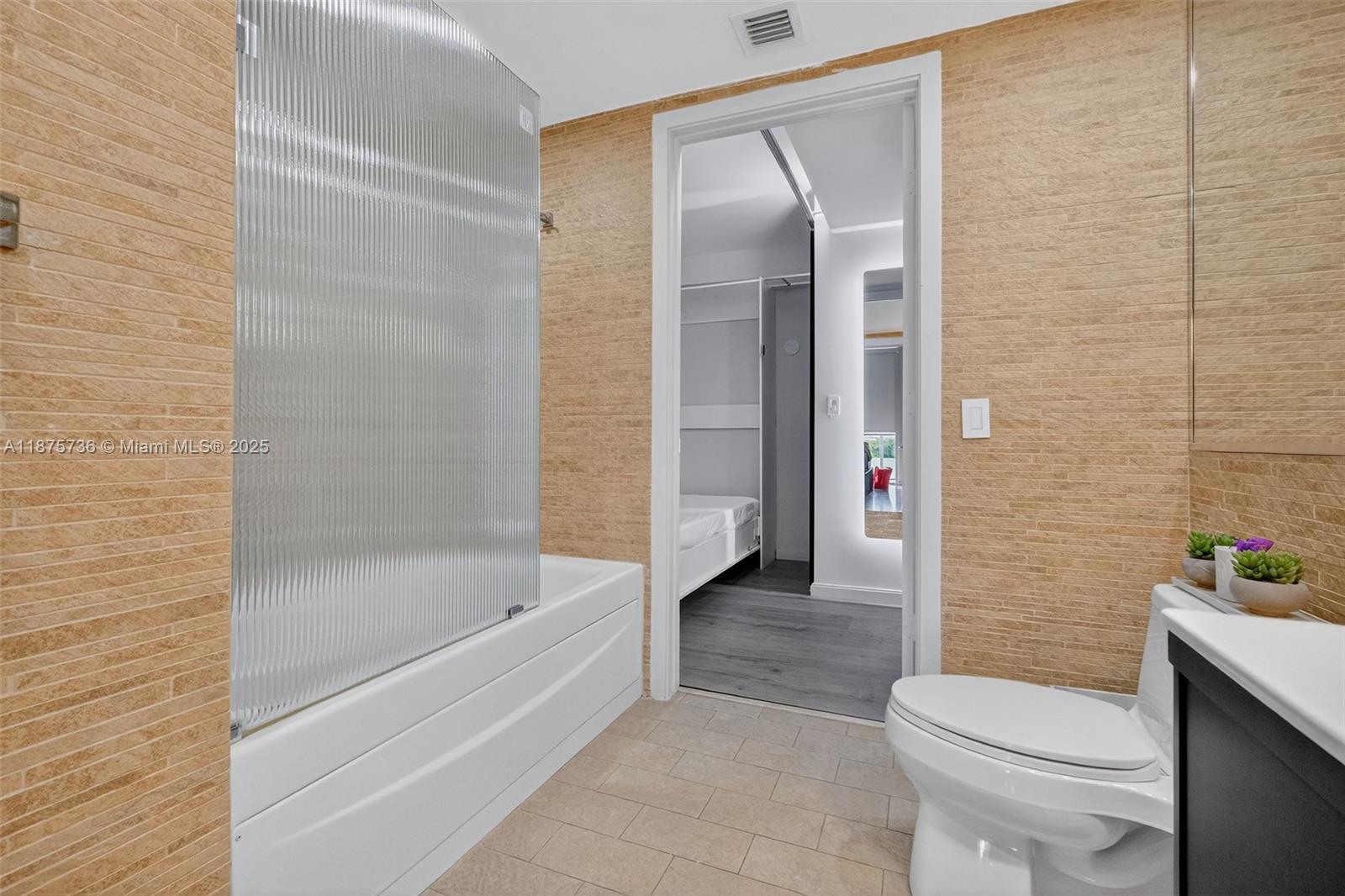 50 BISCAYNE CONDO - Residential Lease
