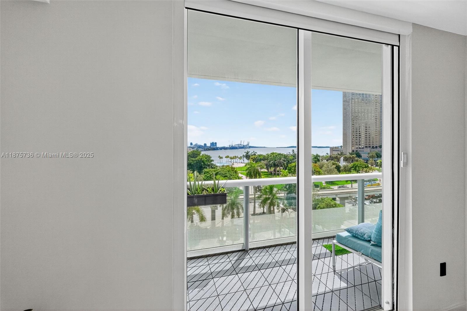50 BISCAYNE CONDO - Residential Lease