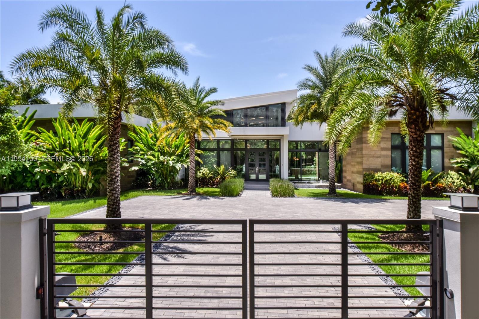 HELMS COUNTRY ESTATES RE- - Residential
