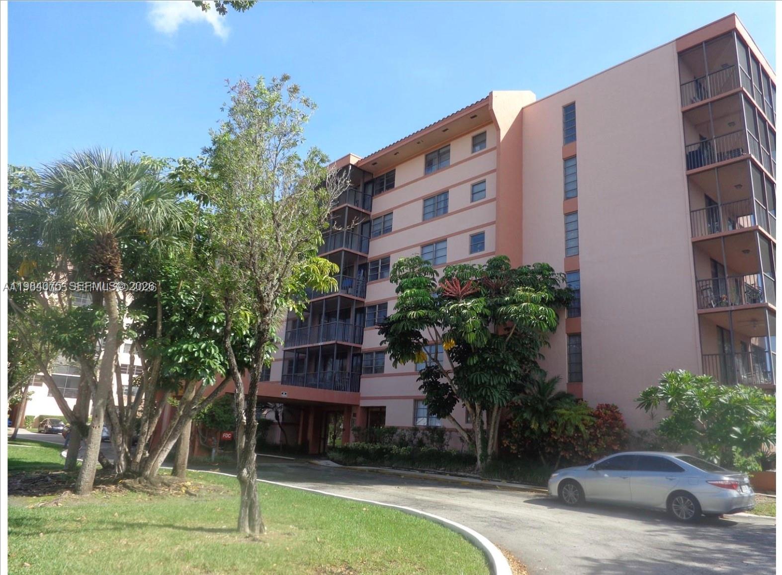 Investors welcome!! 8.5% return on investment!!
Excellent location! Easy access to I-95, just minutes from Aventura, supermarkets and stores. Quiet gated community with 24-hour security. Completely remodeled studio converted into a 1 bedroom. Kitchen with brand new appliances. Large spacious closets. 

IMPACT WINDOWS, and Washer and Dryer inside the unit. SECURITY GUARD AT THE ENTRANCE AND ELECTRONIC LOBBY ENTRANCE.

Return from work and take a nice walk along the lake, the pool, jacuzzi and sauna, or use it as an investment property enjoying many benefits for being in an "Opportunity zone".
Corporate Buyer OK, Can be rented immediately, no rental restrictions other than no Airbnb.

1 assigned parking space directly in front of the entrance of the building and several guest parking spaces to use. 
Pet friendly.